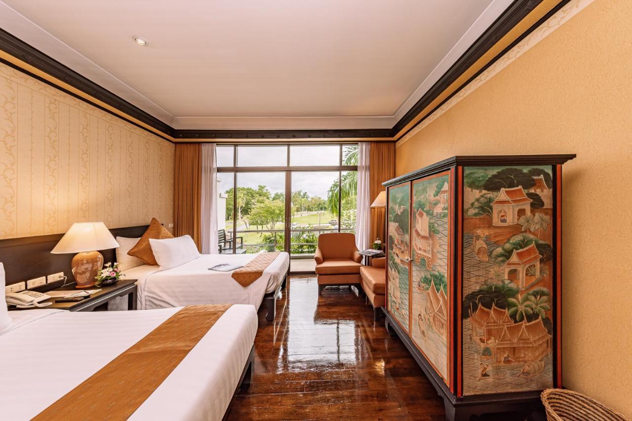 Blue Canyon Country Club Mai Khao Exterior foto